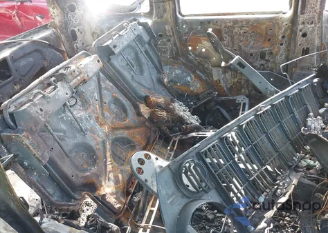 2006 Jeep Liberty Sport from USA, damaged, VIN 1J4GL48K56W192230